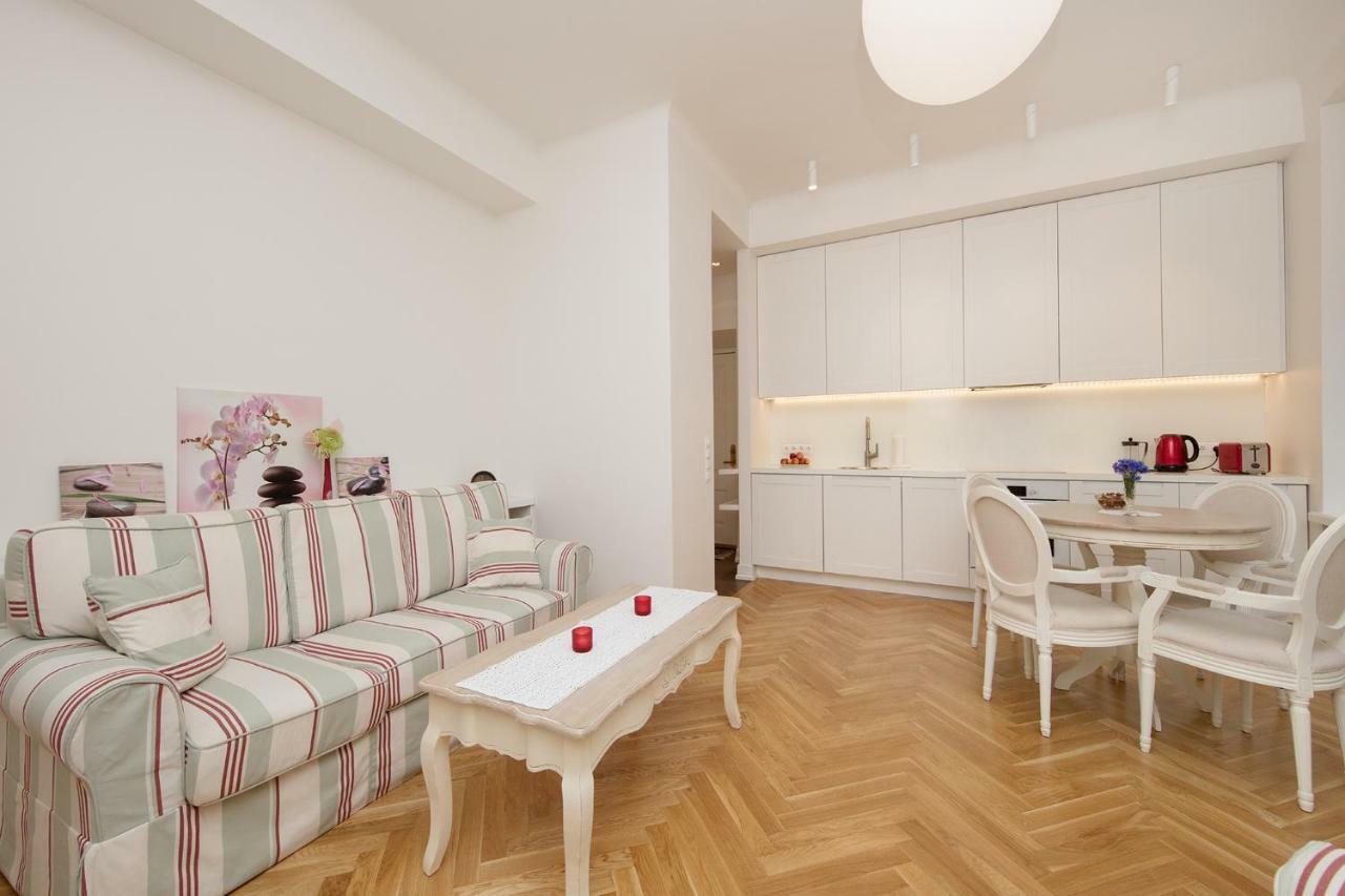 Harju Old Town Apartment Tallinn Eksteriør bilde